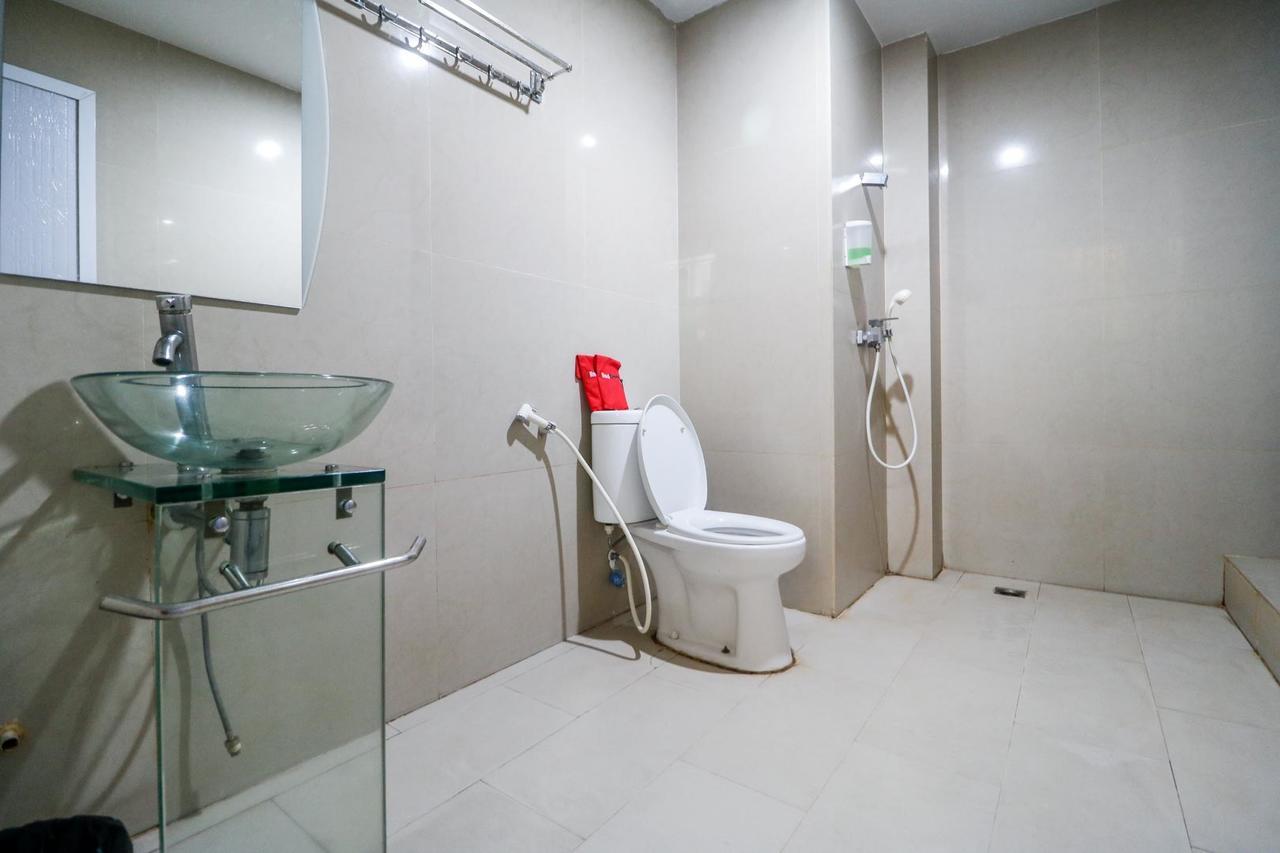 Reddoorz Plus Near Pasar Wisata Pekanbaru Exterior foto